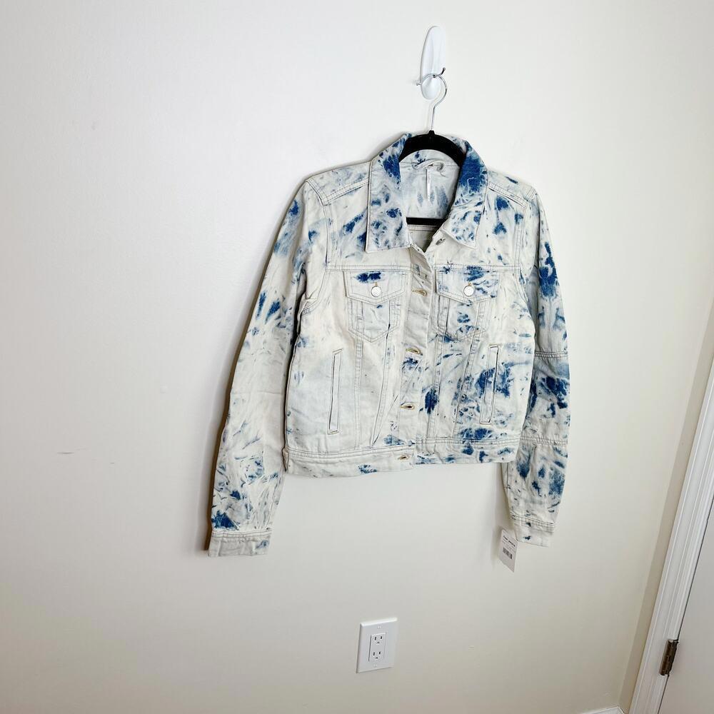 NWT Free People Womens Rumors Denim Jacket Tie Dye Distressed Size Small - Picture 8 of 8